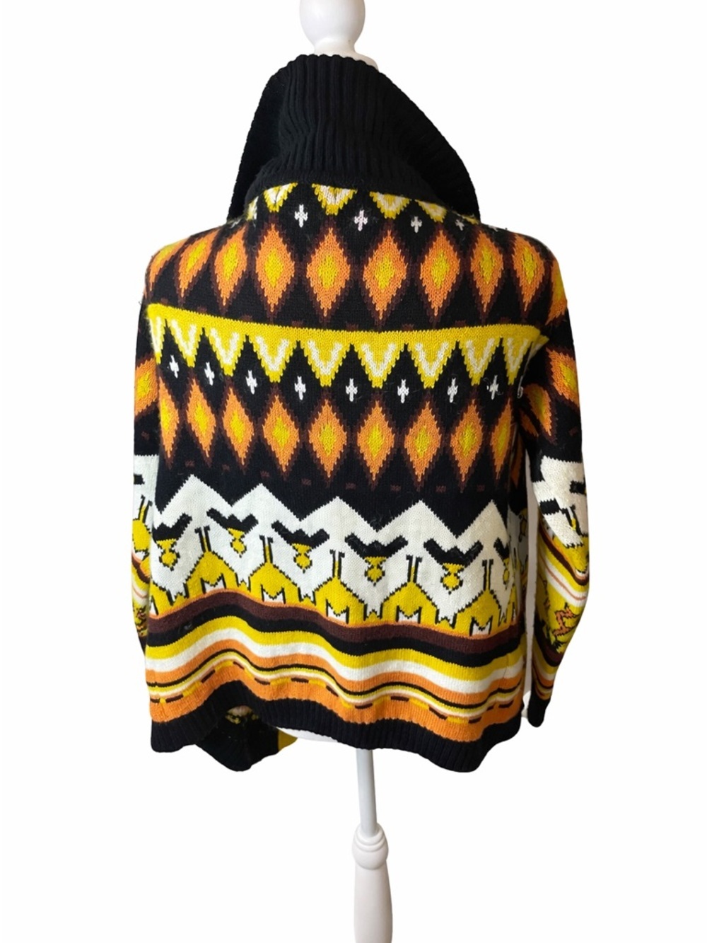 Open-Front Tribal Pattern Cardigan Sweater in Black & Yellow - Picture 3 of 3